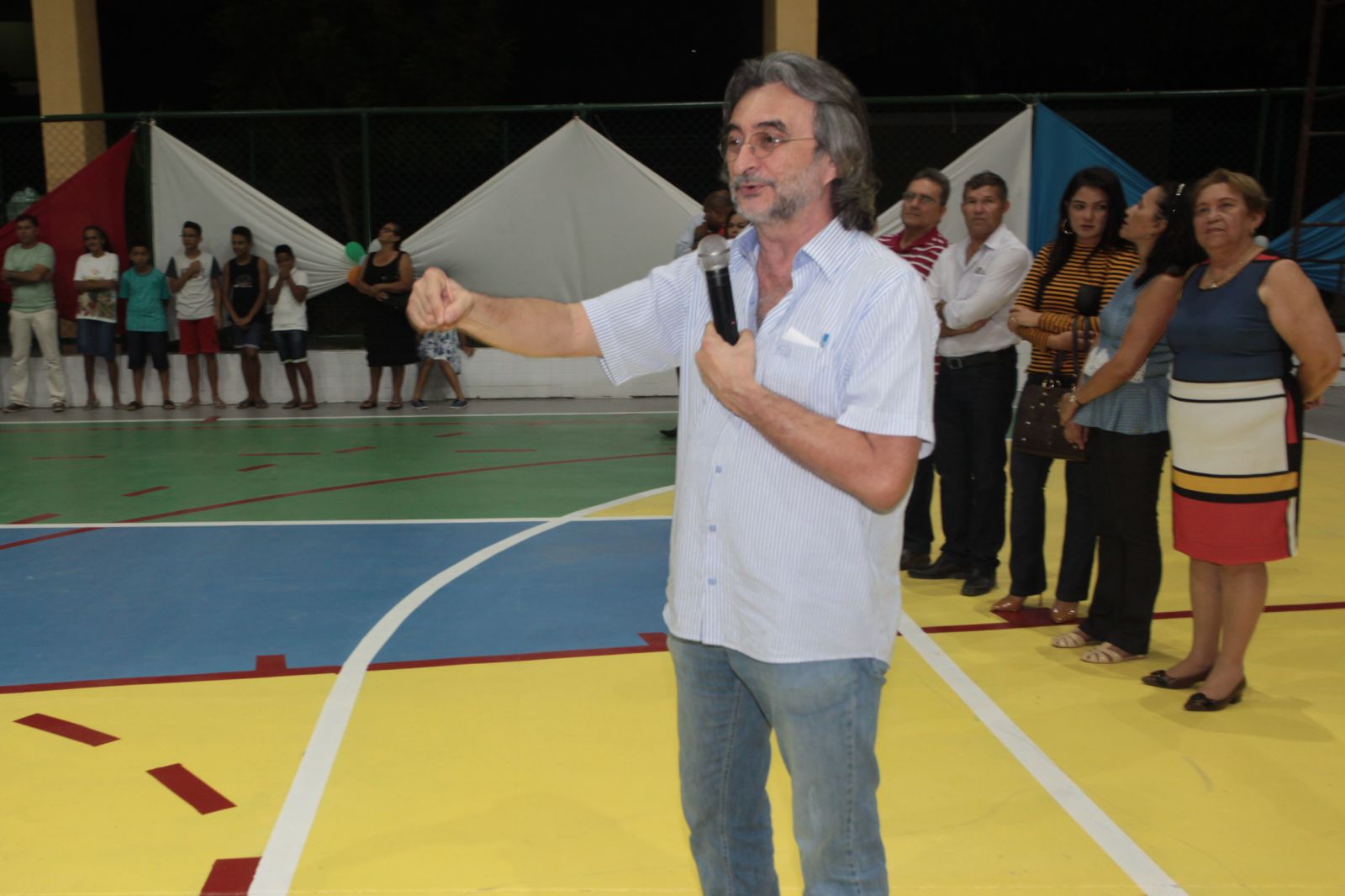 Prefeitura inaugura o Ginásio Poliesportivo da Escola João de Freitas Ramos